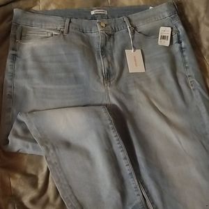 NWT Good American Good Legs Crop